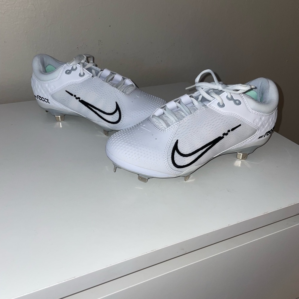 Nike react softball/baseball cleats youth